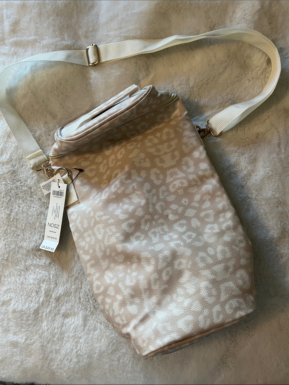 Chicos Wine Bottle Insulated Cooler Bag Tote‎ Snow Leopard Adjustable Strap New!